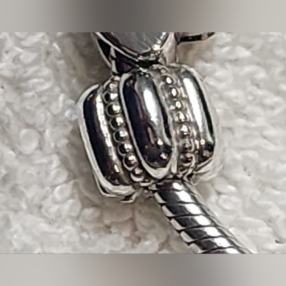 LIKE NEW AUTHENTIC PANDORA BRACELET WITH 2 PANDORA CHARMS 8 Inch - Picture 10 of 11